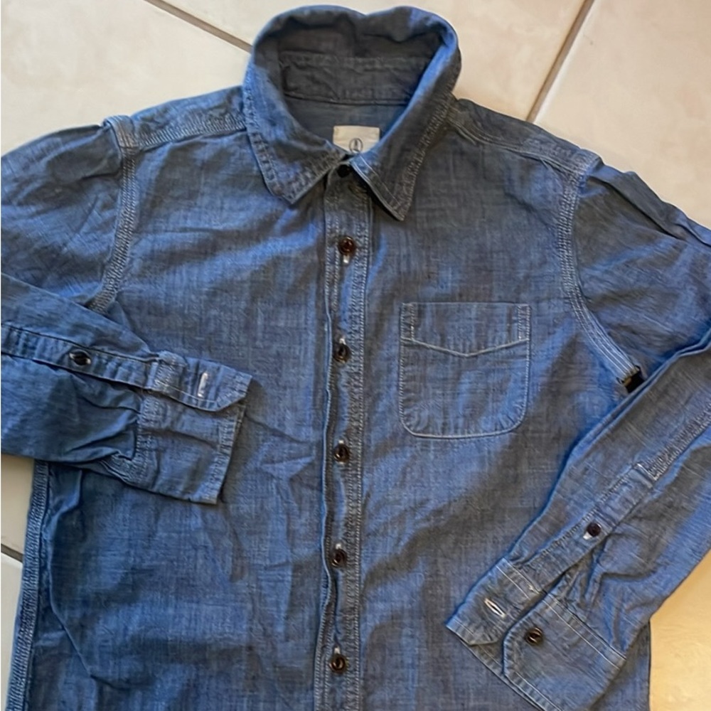 Lands End kids Chambray button up. M 10-12